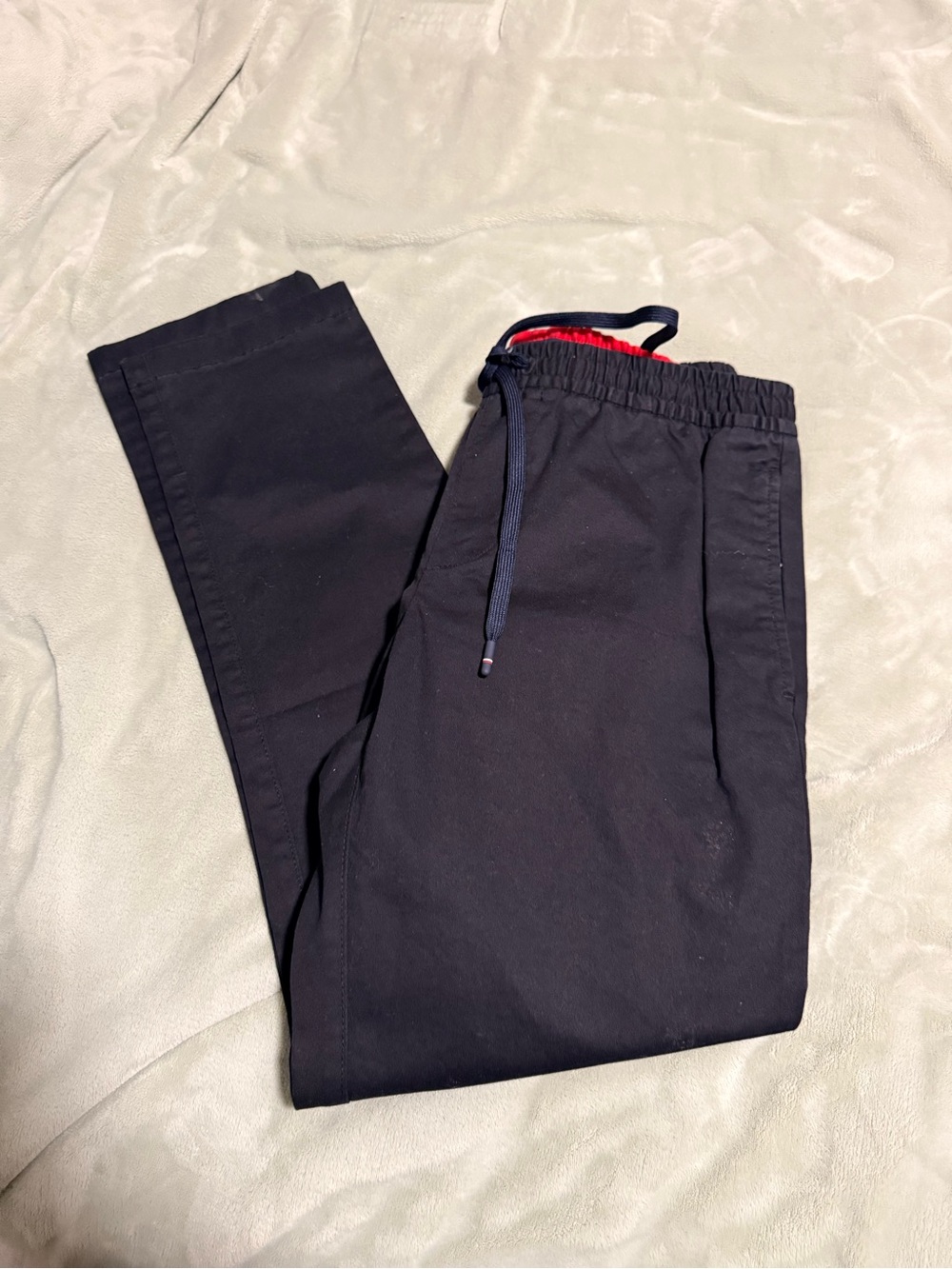 Tommy Hilfiger Men's Elastic Drawstring Pants in Black